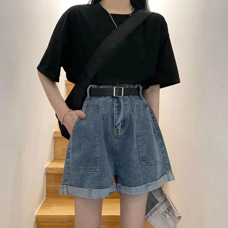 악마 반바지 여성 여름 2023 새로운 한국 스타일 복고풍 다목적 작은 느슨한 넓은 다리 핫팬츠 패션