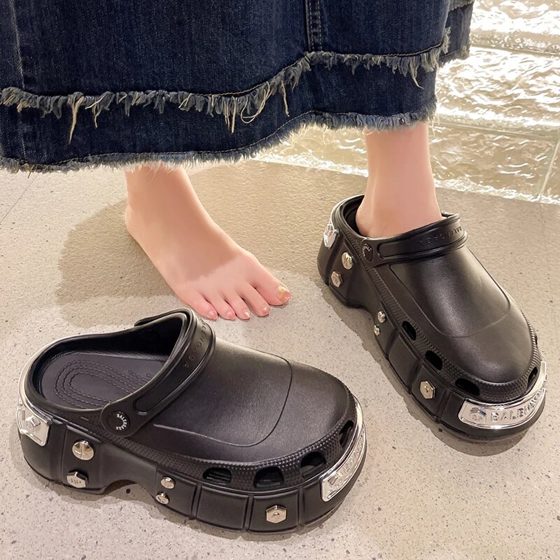 여성 여름 샌들 슬리퍼, 정원 신발, 플랫폼 금속 장식 해변 미끄럼 방지 EVA 패션 휴가